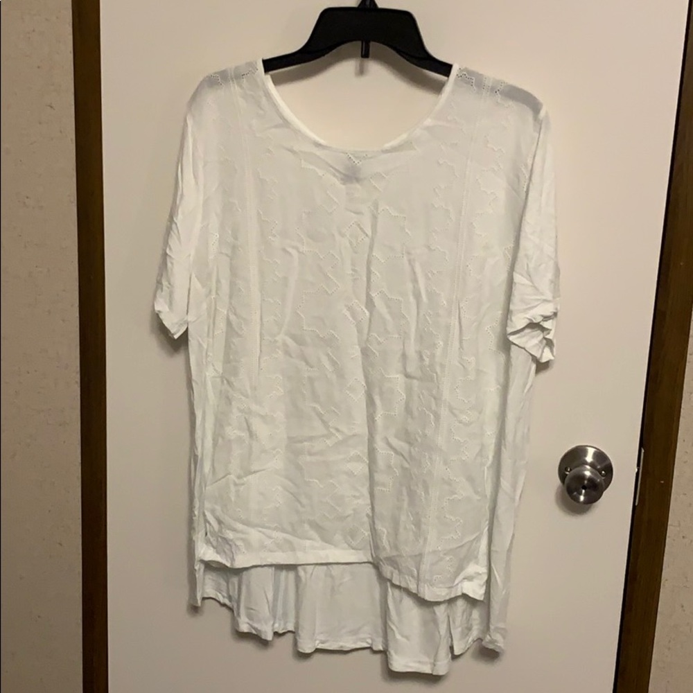 White Old Navy top